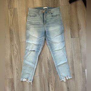 Loft Light Blue Women's Cropped Distressed Jeans Size 12 / 31 Curvy